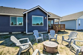 Adventurer Beach House Less Than 1 Mi to Beach!